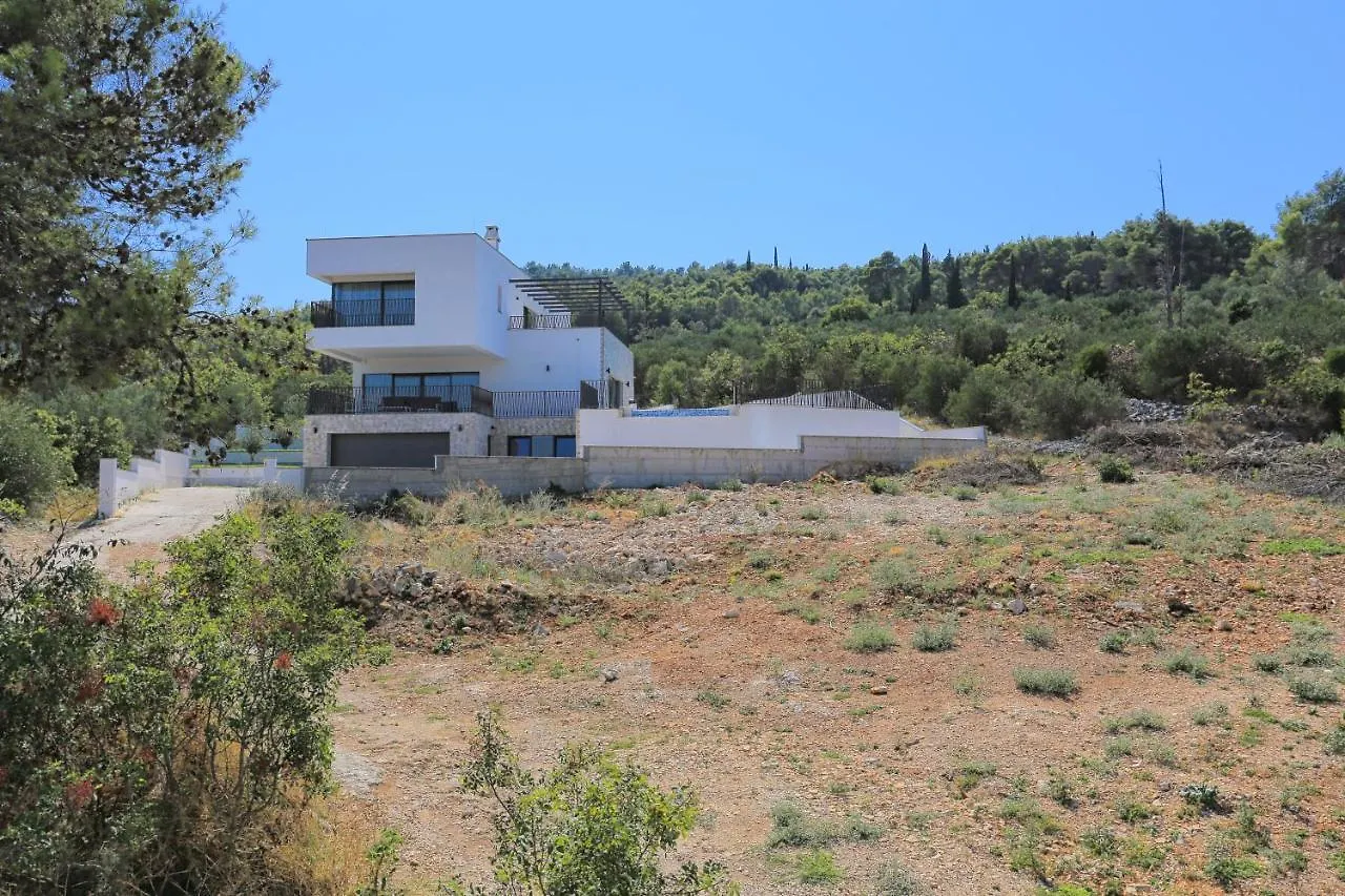 Apartments And Rooms By The Sea Arbanija, Ciovo - 1125